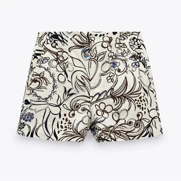 ZARA Ecru Printed Jewel High Waisted Shorts
Women's Size Small - Picture 3 of 8